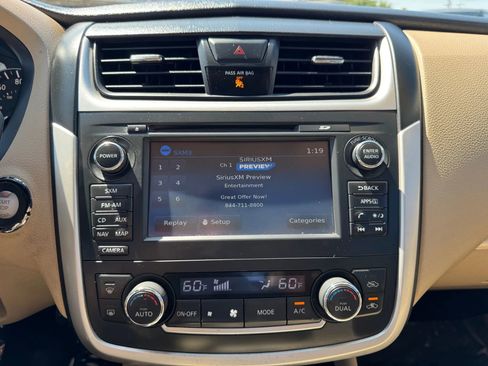 Used 2016 Nissan Altima 3.5 SL image 25