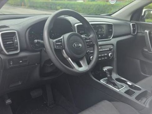 Used 2020 Kia Sportage LX image 13