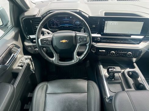 Used 2023 Chevrolet Silverado 1500 LTZ w/ Technology Package AWD/4WD image 23