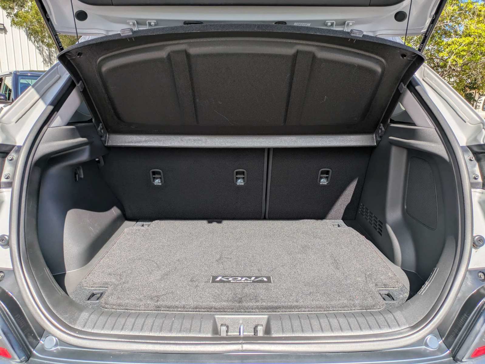 Used 2023 Hyundai Kona Limited FWD image 10