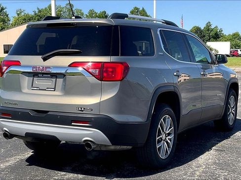 Used 2019 GMC Acadia SLE w/ Driver Alert Package I FWD image 2