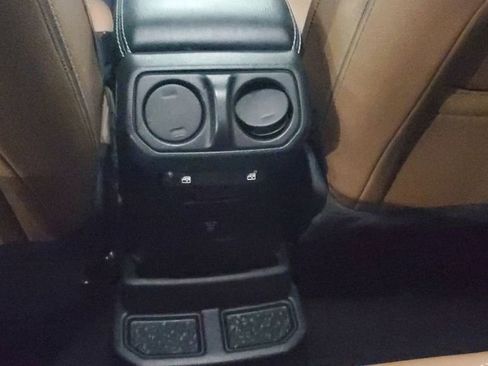 Used 2021 Jeep Wrangler Unlimited Sahara w/ Cold Weather Group image 14