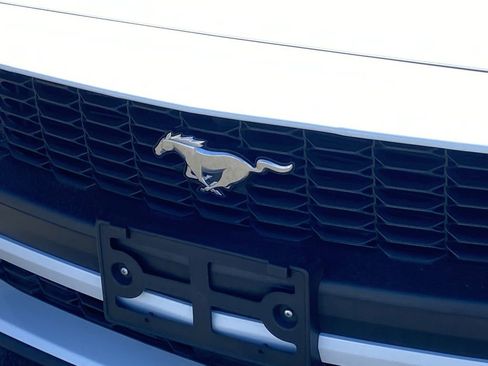 Used 2025 Ford Mustang Premium image 25