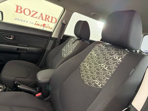 Used 2010 Kia Soul + w/ Audio Pkg FWD image 10