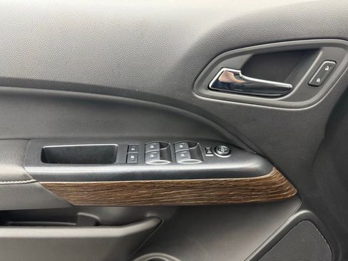 Used 2020 GMC Canyon Denali image 15