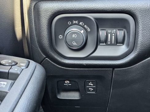 Used 2025 RAM 1500 Big Horn image 27