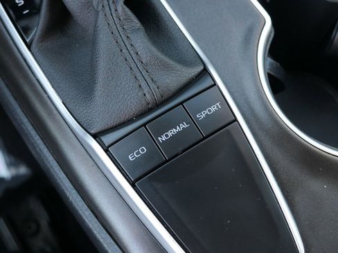 Used 2023 Toyota Camry LE image 22