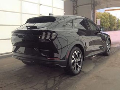 Used 2025 Ford Mustang Mach-E Select w/ Comfort Package Lite AWD/4WD image 5