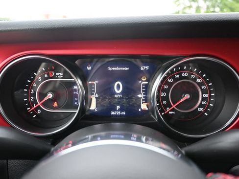 Used 2021 Jeep Gladiator Rubicon w/ Cold Weather Group AWD/4WD image 42