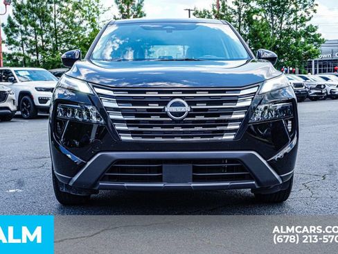 Used 2025 Nissan Rogue SV FWD image 9