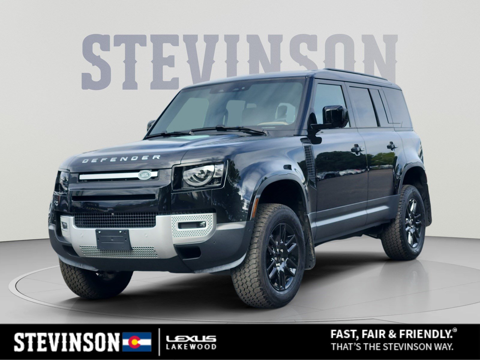 Used 2025 Land Rover Defender 110 S AWD/4WD image 1