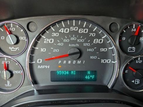 Used 2018 Chevrolet Express 3500 LT w/ LT Preferred Equipment Group image 10