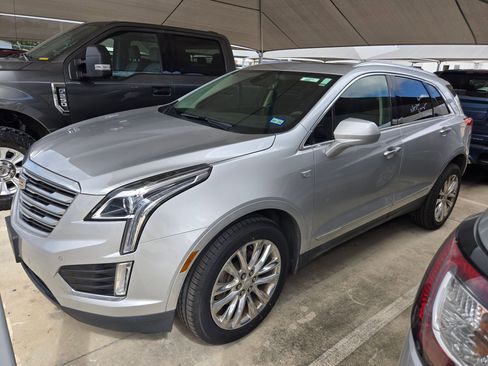 Used 2019 Cadillac XT5 Luxury FWD image 4