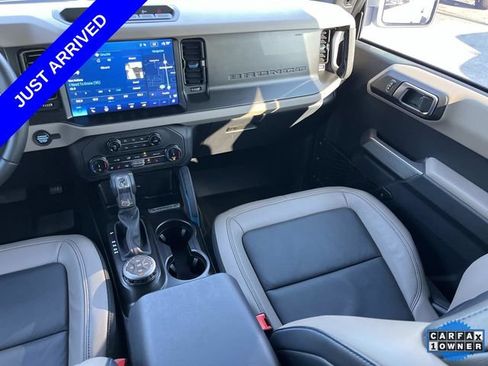 Used 2022 Ford Bronco Wildtrak AWD/4WD image 14