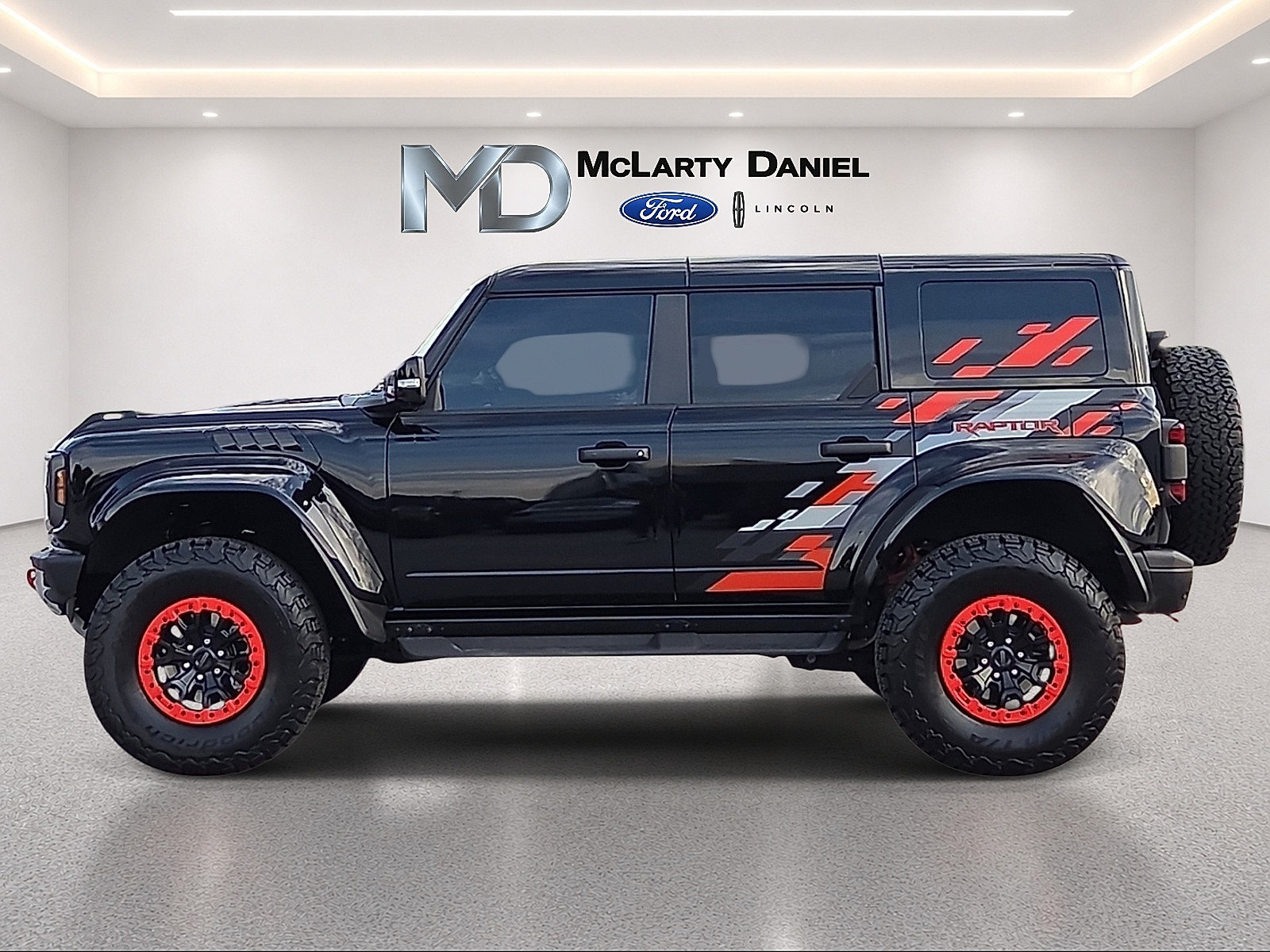 Certified 2025 Ford Bronco Raptor AWD/4WD image 3