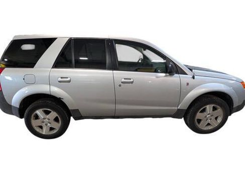 Used 2004 Saturn Vue AWD V6 image 7