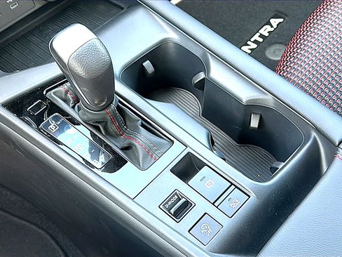 New 2026 Nissan Sentra SR w/ Floor Mat Package FWD image 24