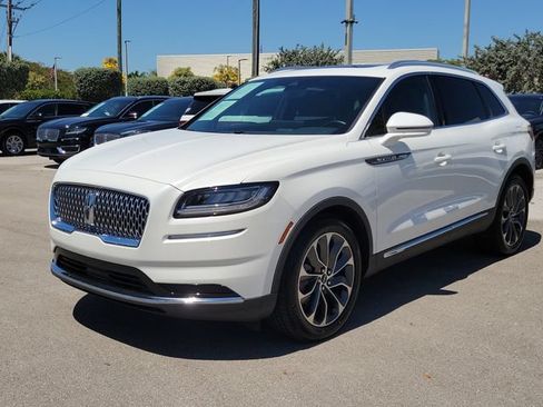 Certified 2023 Lincoln Nautilus Reserve AWD/4WD image 3