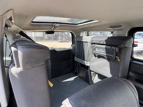 Used 2006 Honda Element EX image 10