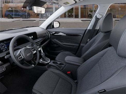Certified 2025 Kia Seltos X-Line AWD/4WD image 17