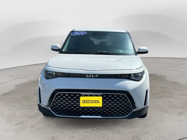 Used 2024 Kia Soul EX w/ Option Group 015 FWD image 2
