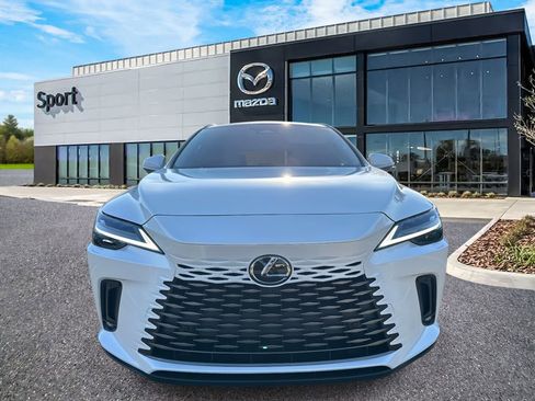 Used 2025 Lexus RX 450h AWD w/ Convenience Package image 9