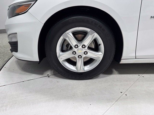 Used 2020 Chevrolet Malibu LS FWD image 4