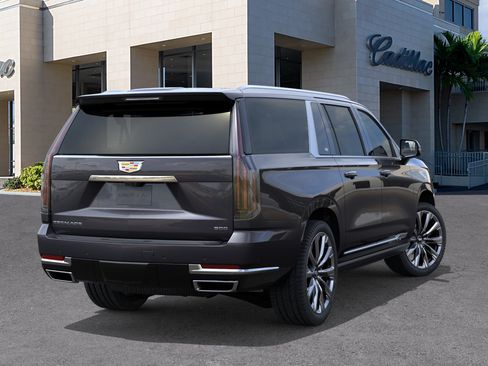 New 2026 Cadillac Escalade ESV Luxury w/ Touring Package AWD/4WD image 4