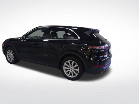 Used 2021 Porsche Cayenne AWD/4WD image 4