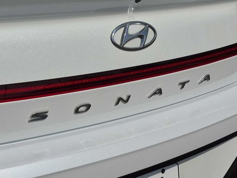 Used 2020 Hyundai Sonata SEL w/ Cargo Package FWD image 12