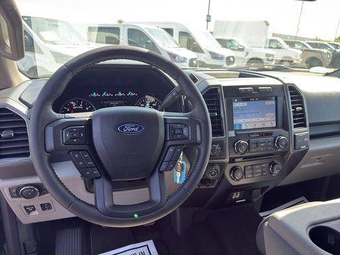 Used 2018 Ford F150 XLT w/ Equipment Group 302A Luxury image 9