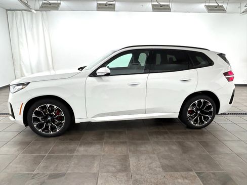 Used 2025 BMW X3 xDrive30i w/ Premium Package image 2