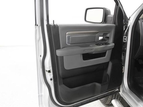 Used 2018 RAM 1500 Big Horn image 4