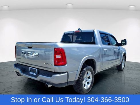Used 2025 RAM 1500 Big Horn AWD/4WD image 3
