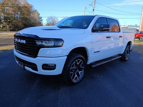 Certified 2025 RAM 1500 Laramie w/ Night Edition image 12