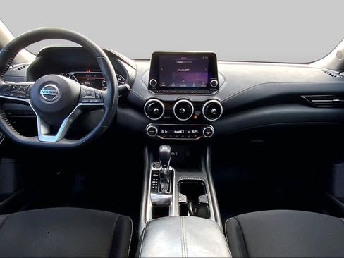 Used 2020 Nissan Sentra SV FWD image 15
