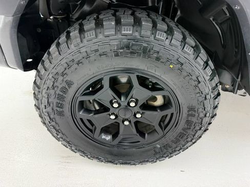 Used 2019 Jeep Wrangler Unlimited Sport S AWD/4WD image 7