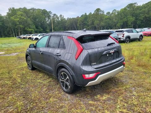New 2026 Kia Niro LX FWD image 3