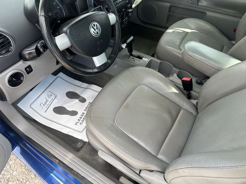 Used 2007 Volkswagen Beetle Coupe w/ Package 2 image 29
