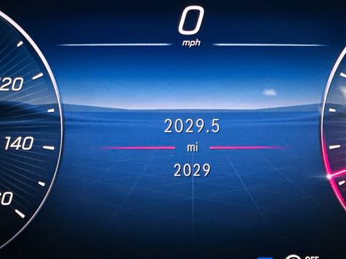 Certified 2025 Mercedes-Benz C 300 4MATIC Sedan image 36