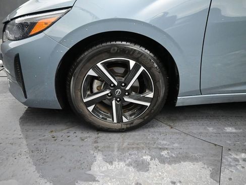 Used 2024 Nissan Sentra SV image 13