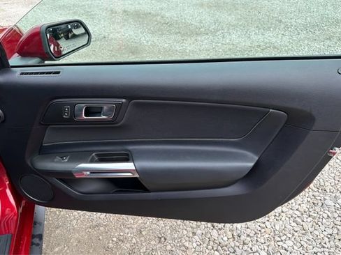 Used 2019 Ford Mustang GT RWD image 19
