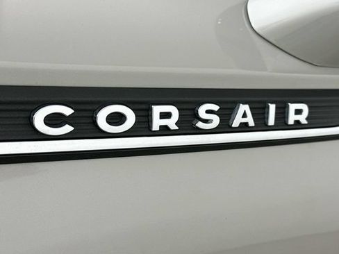Used 2023 Lincoln Corsair Reserve w/ Equipment Group 201A FWD image 30
