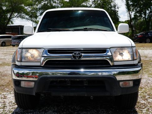 Used 2002 Toyota 4Runner SR5 RWD image 17