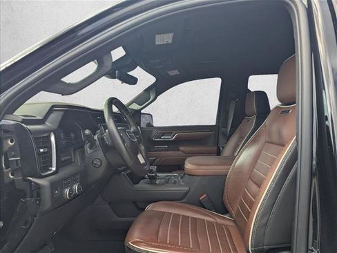 Used 2024 GMC Sierra 1500 Denali Ultimate AWD/4WD image 12