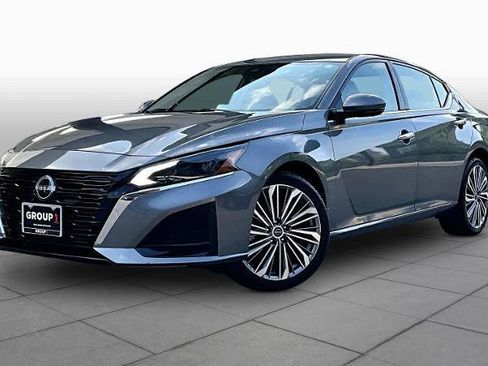 Certified 2023 Nissan Altima 2.5 SL AWD/4WD image 1
