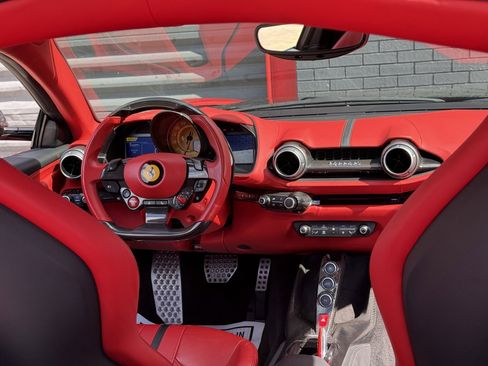 Used 2019 Ferrari 812 Superfast image 28