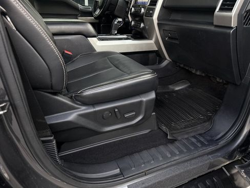 Used 2020 Ford F150 Lariat w/ Equipment Group 502A Luxury AWD/4WD image 47