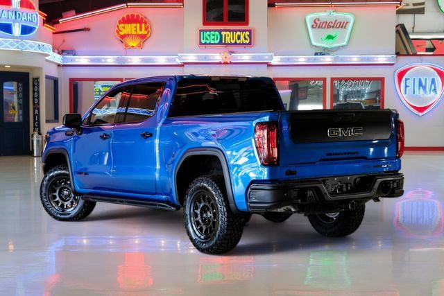 Used 2024 GMC Sierra 1500 AT4X w/ AT4X AEV Edition AWD/4WD image 4