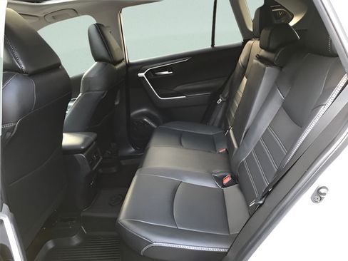 Certified 2023 Toyota RAV4 XLE Premium AWD/4WD image 11